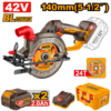 Scie circulaire sans fil INGCO CSLI4214012 42V avec moteur sans balais, lame de 140 mm et batteries rechargeables pour des coupes précises du bois.